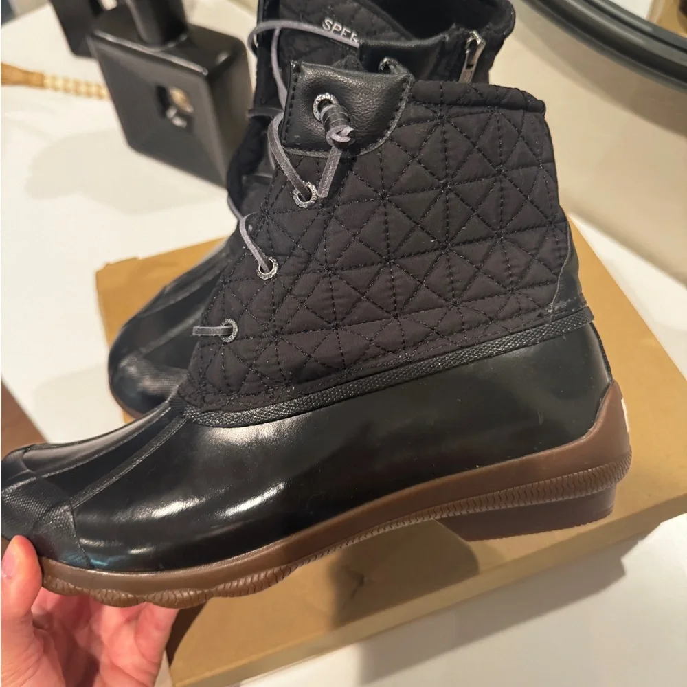Sperry quilted boots
